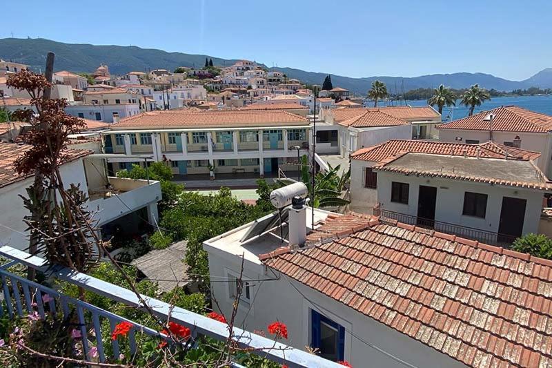 Nikos Rooms And Studios Poros Town Luaran gambar